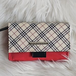 ♥️ Burberry Pouch ♥️